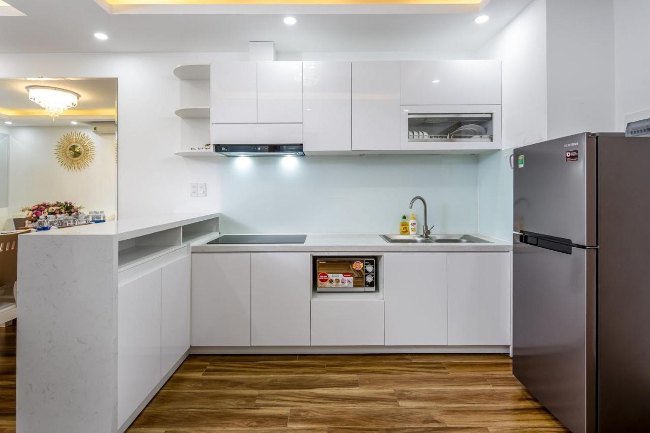 Sea View Balcony Retreat: My Khe Beach Proximity Apartment Da Nang Exterior photo